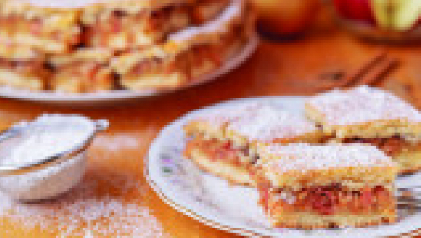 lenja pita sa jabukama