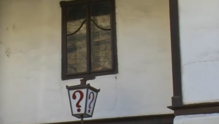 Pre 195 godina  otvorena je  kafana  Znak ?, koja od svog otvaranja nije prestajala da radi.