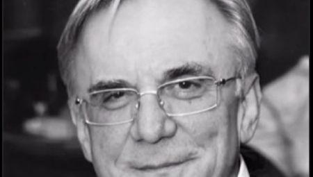 Bivši ministar i član SPS Branislav Ivković preminuo je u 73. godini života, saopštila je danas njegova bivša supruga Biljana Popović