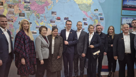 Petković v Pekingu okrepil odnose med SNS in Komunistično partijo Kitajske