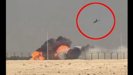 Indijski lovac Tejas srušio se iznenada na aero mitingu u Dubaiju.