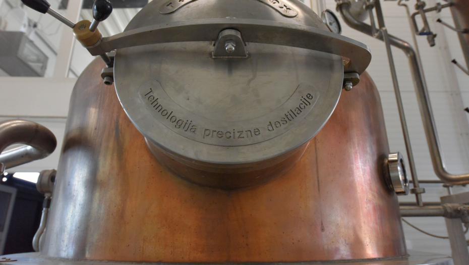 Destilerija MVP iz Lešnice - proizvodni pogon