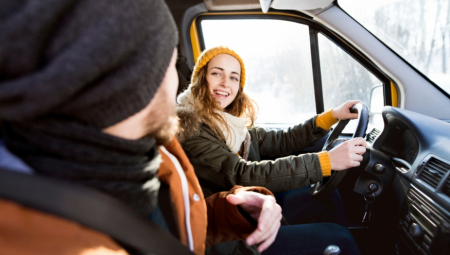 Stručnjaci posebno upozoravaju na rizik za decu u auto-sedištima