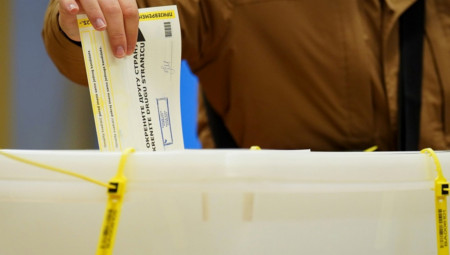 V Republiki Srbski se je začel predvolilni molk pred predčasnimi predsedniškimi volitvami