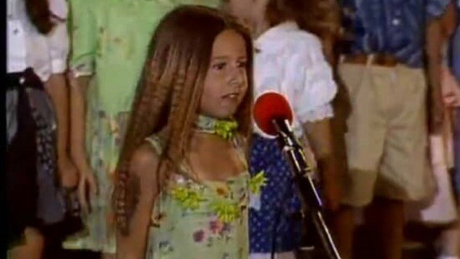 Aneli Ahmić u detinjstvu