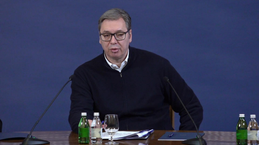 Predsednik Srbije Aleksandar Vučić se obraća javnosti
