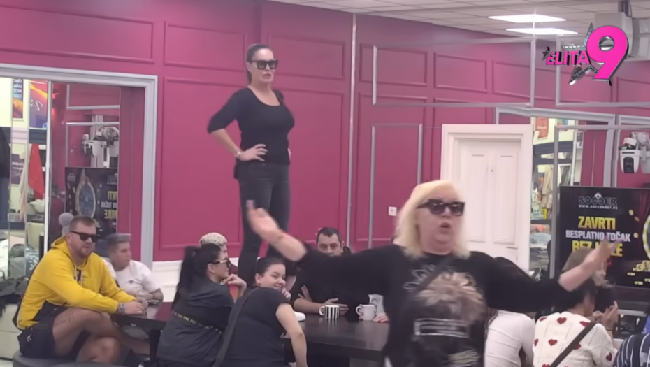 Milena Kačavenda se popela na sto 