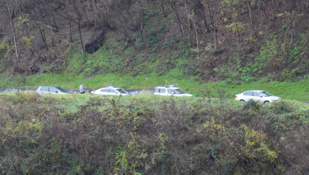 Automobil koji je pronađen nedaleko od Čačka bio je auto u kojem je pre nestanka bila Ana Radović (20).