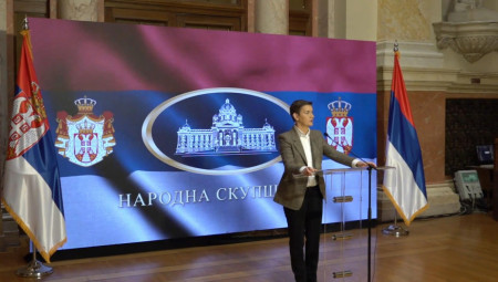 Predsednica Skupštine Srbije Ana Brnabić obraća se medijima.