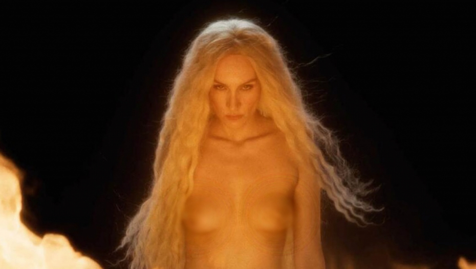 Jelena Gavrilović potpuno naga 