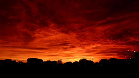 Posanjo, mali gradić u podnožju italijanskih Alpa, ponovo je postao centar jedne od najređih pojava na nebu.