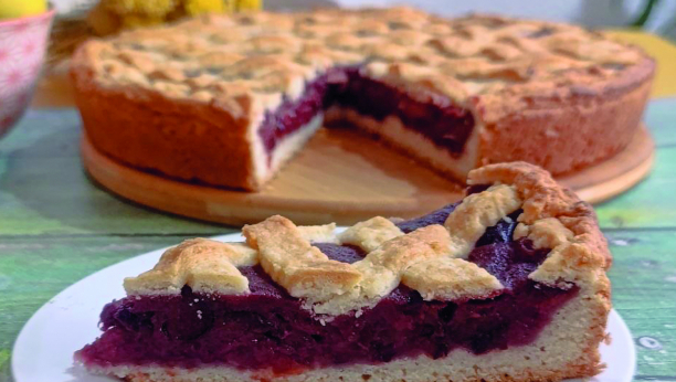 voćna torta