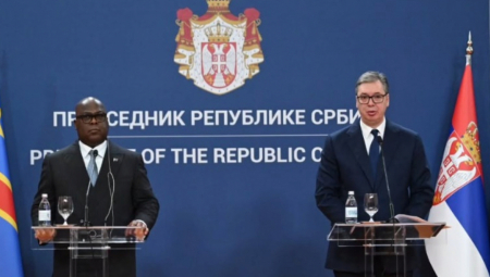 Predsednik Republike Srbije Aleksandar Vučić obratio se medijima sa predsednikom Demokratske Republike Kongo Feliksom Antoanom Čisekedijem Čilombom nakon razmene potpisanih bilateralnih dokumenata