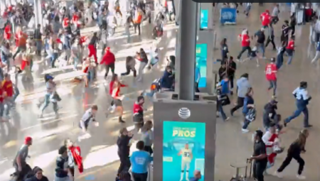 Haos Crnog petka širom sveta: borba za popuste prerasta u sukobe.