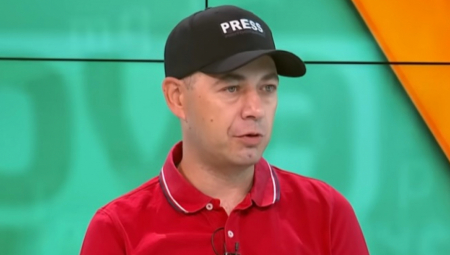 U jeku skandalozne objave blokadera, koji su se ogradili od gotovo svih dojučerašnjih saradnika i simpatizera, oglasio se i blokadni novinar Žarko Bogosavljević