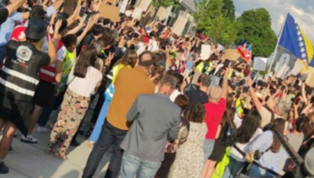 VADE OČI JEDNI DRUGIMA! Ratuju svi protiv svih: Potpuni haos u taboru opozicije i blokadera