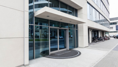 U turskom gradu Ajdin policija je bila iznenađena prizorom koji su zatekli u jednoj banci.