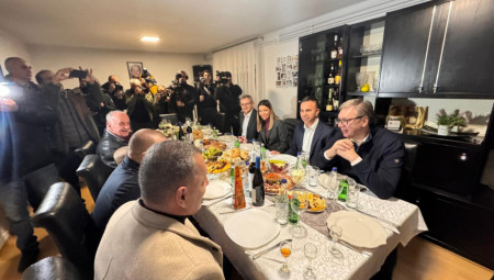 Predsednik Srbije Aleksandar Vučić u poseti je porodici Janković iz Tolića kod Mionice