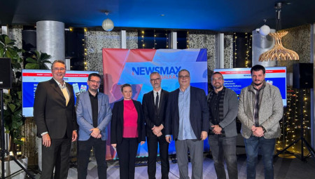 Newsmax Balkans, američka medijska franšiza, danas je zvanično pokrenula svoj veb-portal u Albaniji, čime je obeležen važan korak u regionalnom širenju na Balkanu – newsmaxbalkans.al