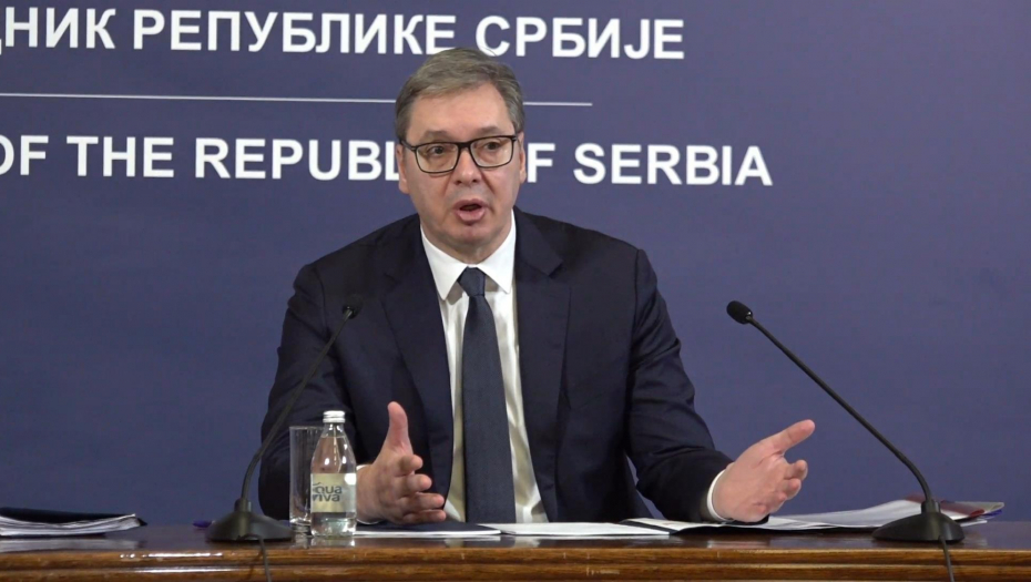 Predsednik Vučić sa timovima za energetsku stabilnost i bezbednost