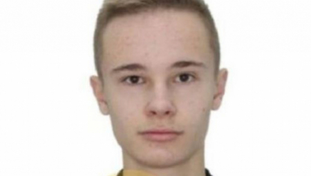 Danilo je studirao u Beču i bio je iz bogate porodice. Njegov otac je Sergej Kuzmin, zamenik gradonačelnika Harkova, drugog po veličini ukrajinskog grada.