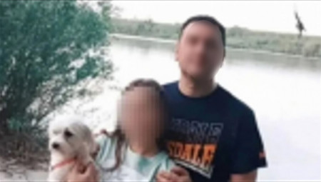 Zoran M. (42) i njegova ćerka (16) koji su nastradali u stravičnoj saobraćajnoj nesreći kod Laćarka, kada je džip u kome su bili udario u kombi koji se isprečio na putu, biće sahranjeni danas na lokalnom groblju u Inđiji.