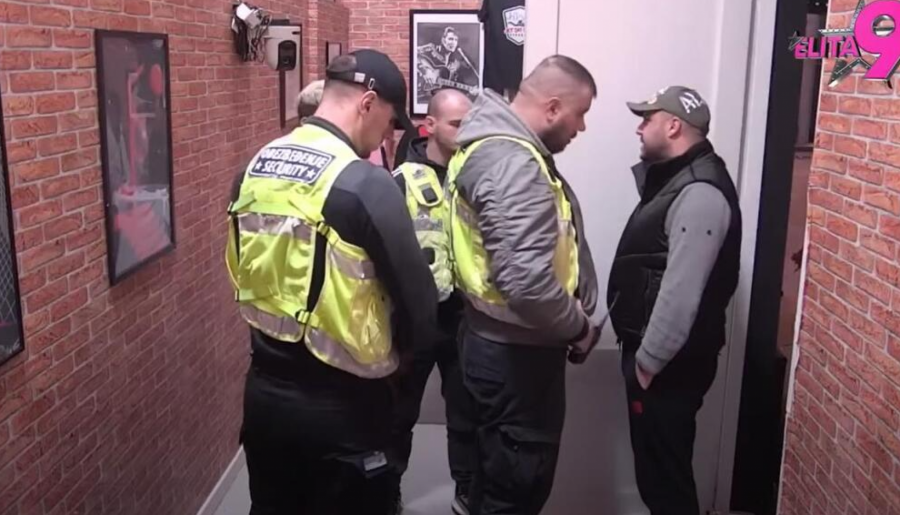 PREKINUT PROGRAM NA PINKU Upao u program, voditelji zatečeni, a obezbeđenje hitno intervenisalo