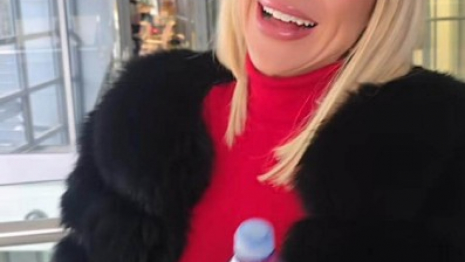 Jovana Jeremić na Pinku 