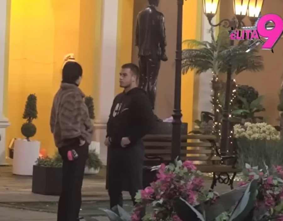 AKCIJA MINE I VIKTORA PRED KAMERAMA Bez blama su se dohvatili i potpuno podivljali, podseća je na Mensura Ajdarpašića! (FOTO)