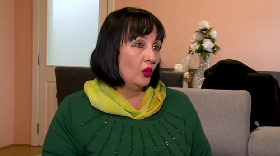 "ZAKLJUČAO JU JE U KAVEZ U KOTEŽU, IZOBLIČIO SE OD ZLOBE" Majka Teodore Delić urnisala Bebicu, pobrinula se i za zabranu prilaska!