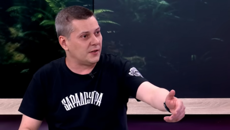 Reper Marko Šelić Marčelo, koji je proteklih godinu dana svim srcem podržavao zgubidane, juče se putem antisrpskog glasila "Danas" ogradio od blokadera