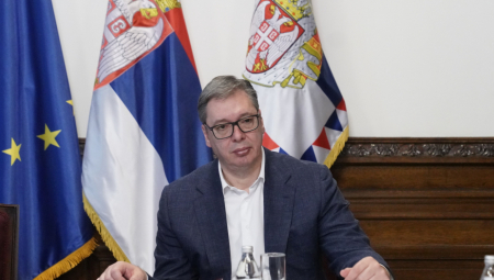 PREDSEDNIK VUČIĆ DANAS U BRISELU: Na radnoj večeri koju priređuju Fon der Lajen i Košta