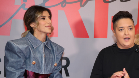 Preplavile je emocije zbog koleginice