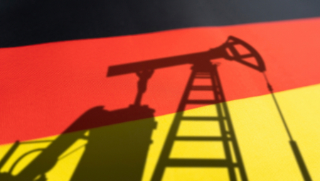 U regionu Ukermark na severoistoku Nemačke došlo je do incidenta na naftovodu koji snabdeva rafineriju PCK Švedt, nakon čega je prijavljeno veliko izlivanje nafte, izjavio je danas portparol te rafinerije.