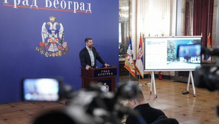 U centru grada se zaista dugi niz godina ništa nije radilo i tako da će po završetku radova ulice u tom potezu Svetogorska, Vlajkovićeva i Kosovska biti daleko protočnije, sređenije i lepše, najavio je Šapić