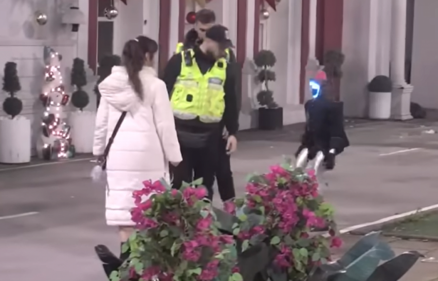 MILJANA KULIĆ UDARILA ZAPOSLENOG NA PINKU! Nasrnula na njega, vređala ga, procurio i snimak (VIDEO)