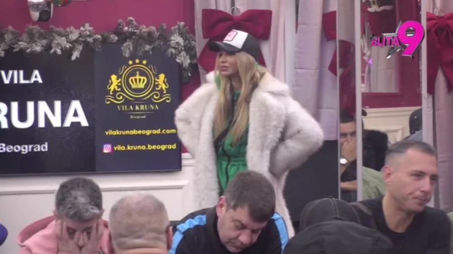 "VIDI SE TUGA U OČIMA" Dok Asmin menja devojke u Eliti, Stanija mu javno postavila pitanje koje sve šokiralo! (FOTO)