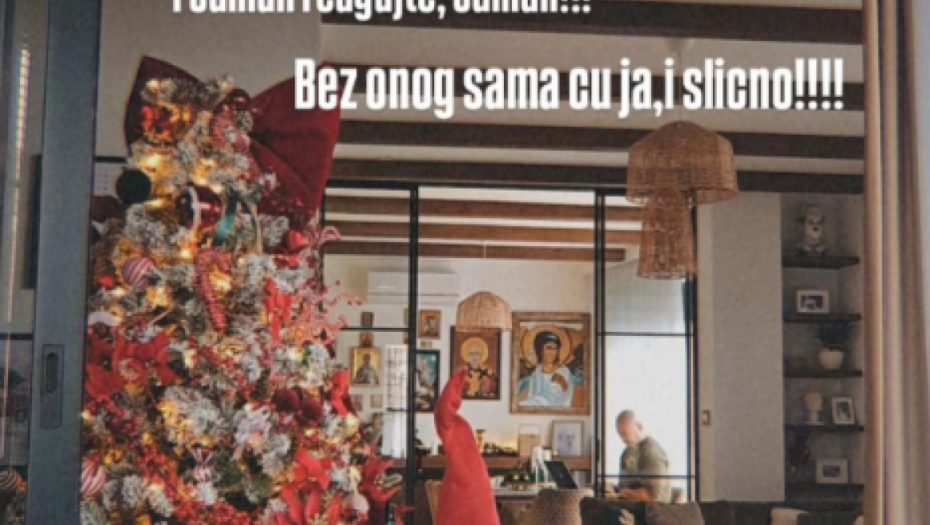 Novogodišnja dekoracija u kući Slađe Alegro 