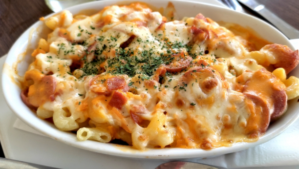 zapečene makarone sa sirom