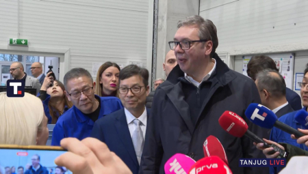 Vučić izjavio da Srbija čvrsto podržava politiku jedne Kine i da pitanje Tajvana smatra unutrašnjim pitanjem Narodne Republike Kine.