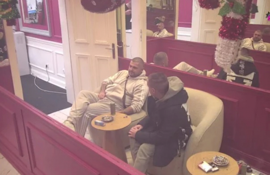 NAKON SVIH OKRŠAJA Luka Vujović tajno šalje signale Aneli da je i dalje voli, raskrinkan potpuno!