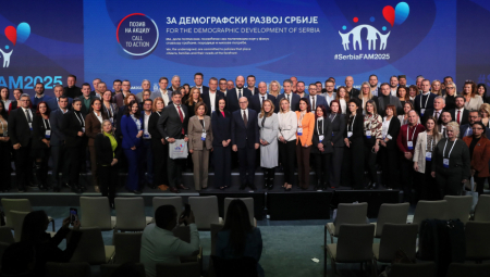SRBIJA ZAPOČELA NOVU DEMOGRAFSKU ERU: Jasni ciljevi države za budući rast stanovništva