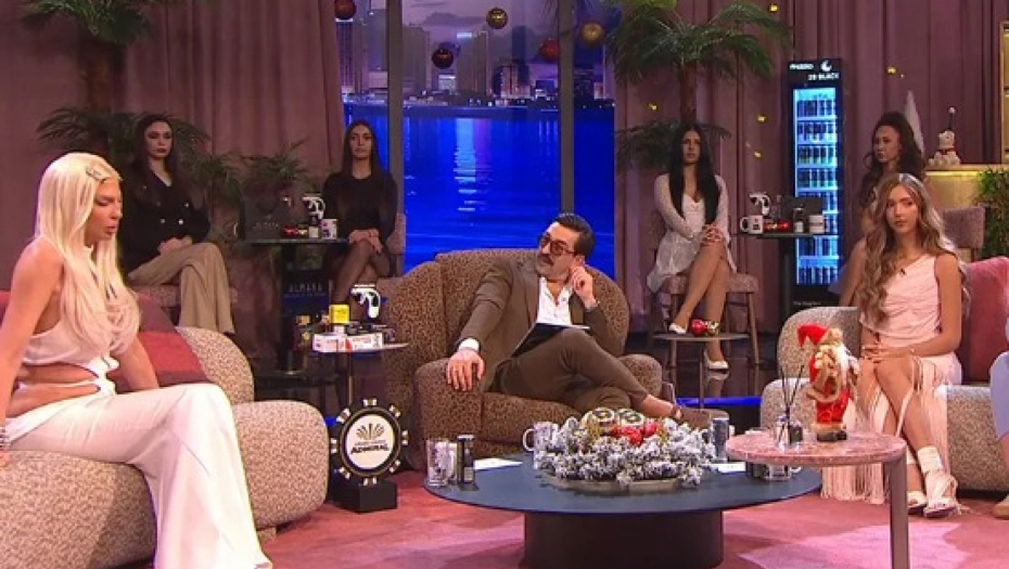 Jelena Karleuša sa ćerkama u emisiji "Amidži šou"