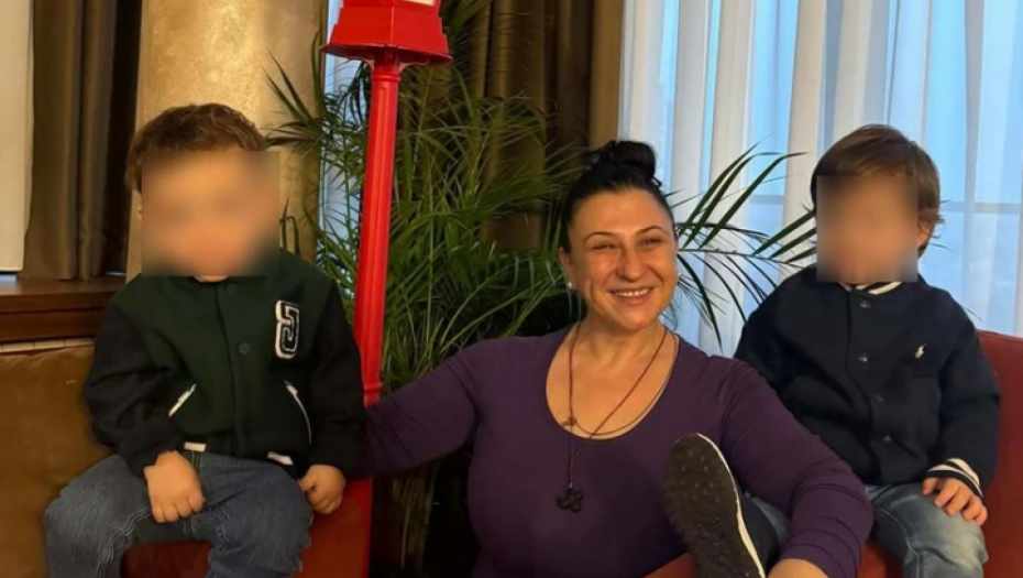 Mirjana Đurđević sa sestrićima 