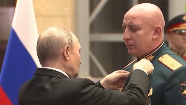 Vladimir Putin odlikuje vojnike Donbasa