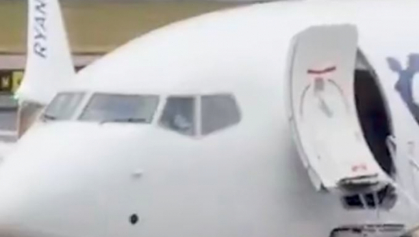 Avion udario u cisternu