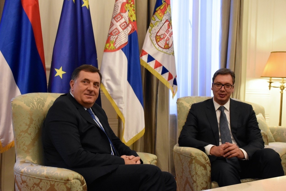 Mladen Bosić: “Dodik želi postati lider svih Srba, Vučić ga drži na oku jer zna