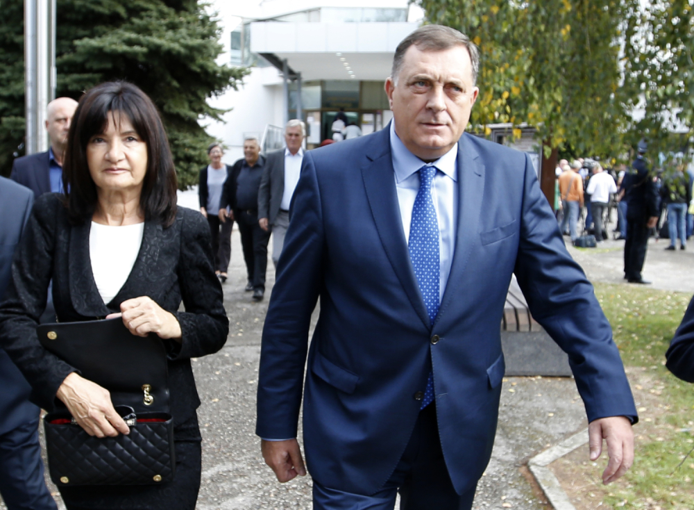 Milorad Dodik, Snježana Dodik