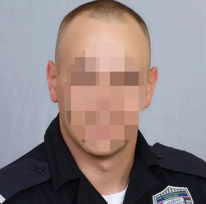 Te&scaron;ko povređeni policajac