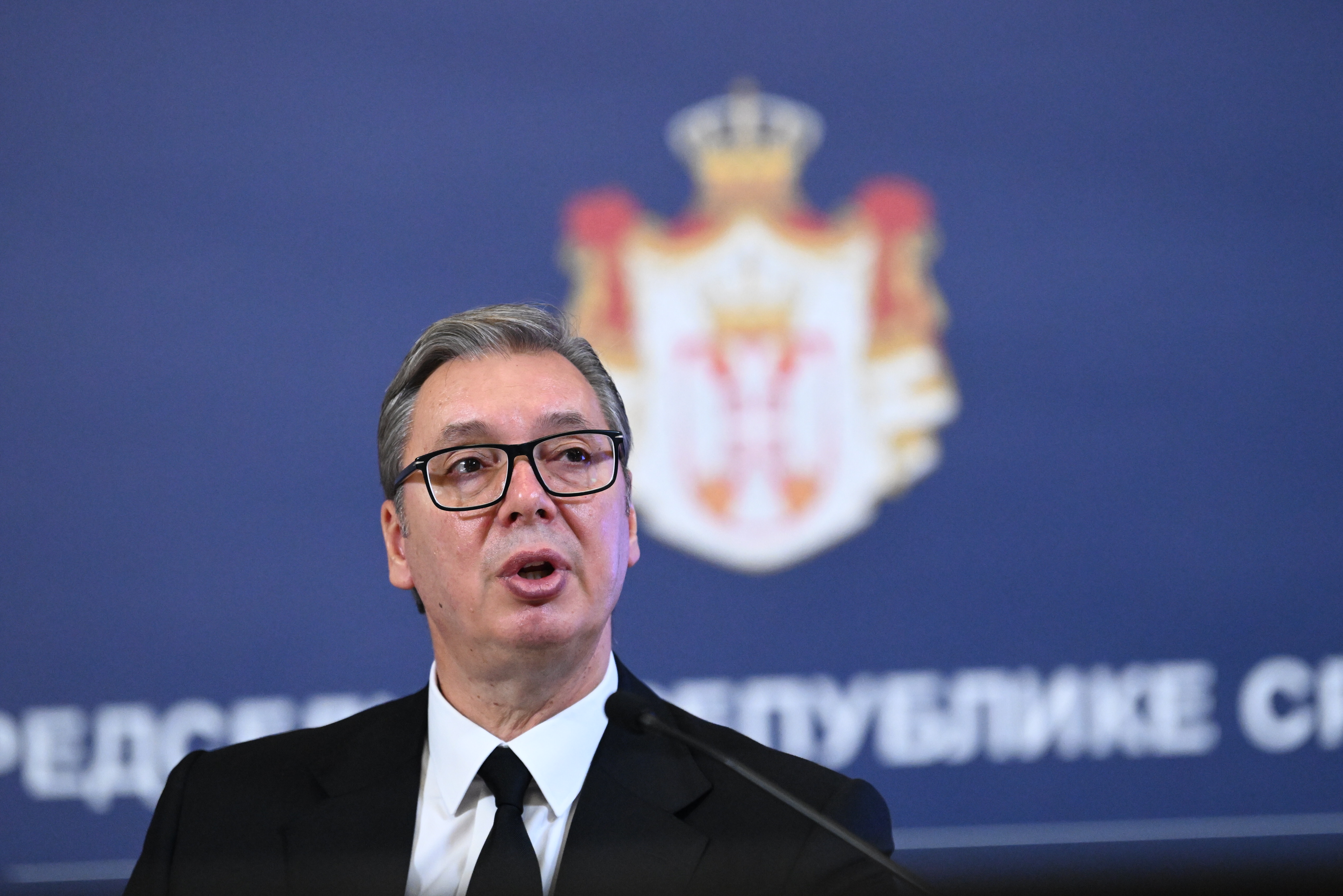 Aleksandar Vučić podneo ostavku Aleksandar Vučić podneo ostavku